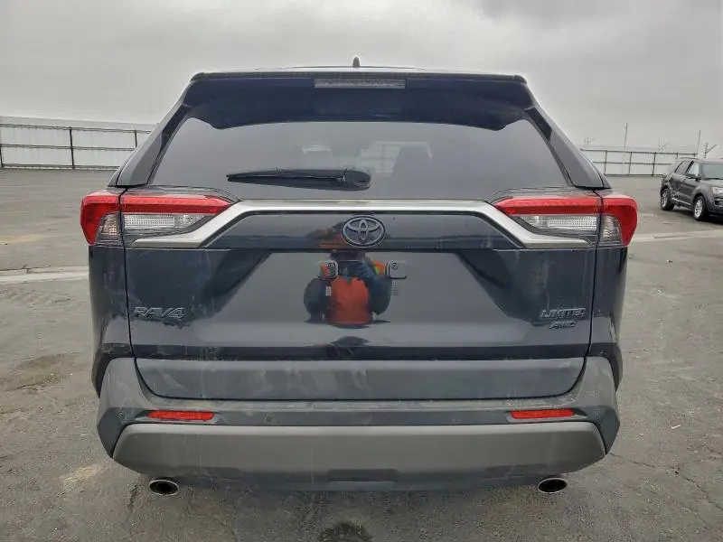 2019 TOYOTA RAV4 LIMITED  