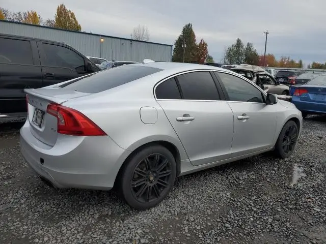 2014 VOLVO S60 T5  