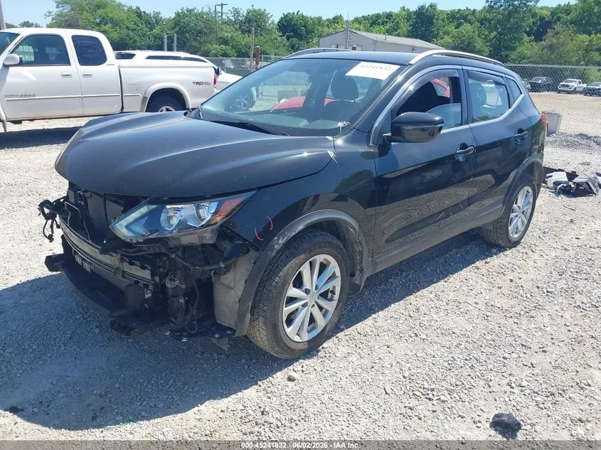 2018 NISSAN ROGUE SPORT SV