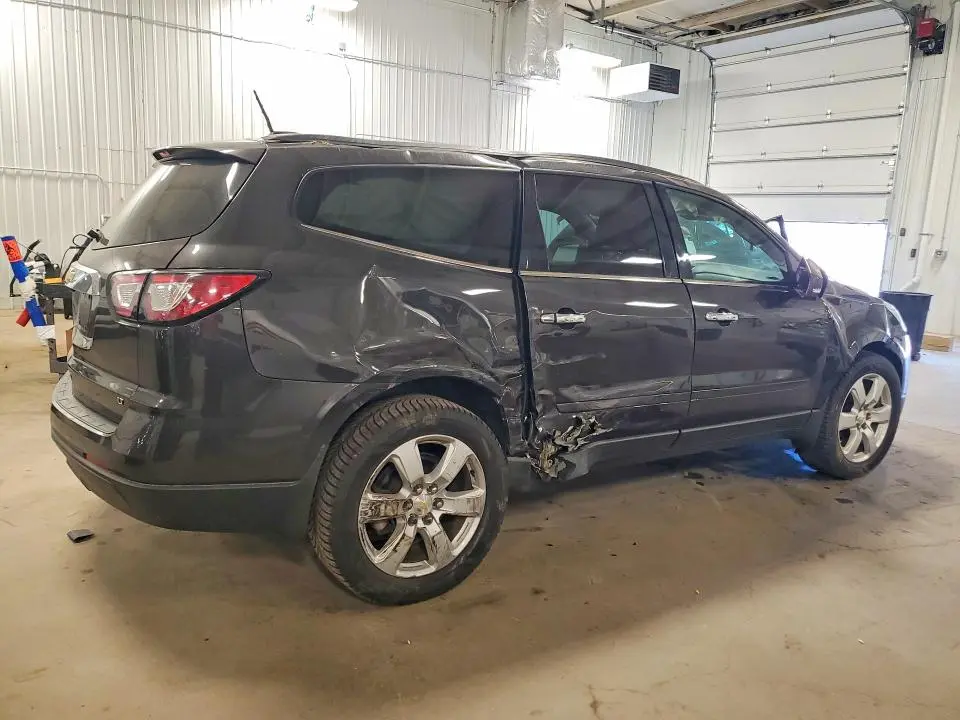 2017 CHEVROLET TRAVERSE LT  