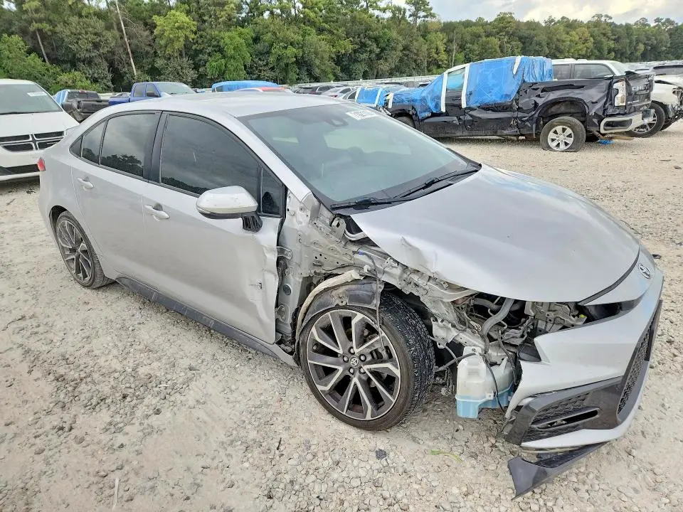 2020 TOYOTA COROLLA SE  