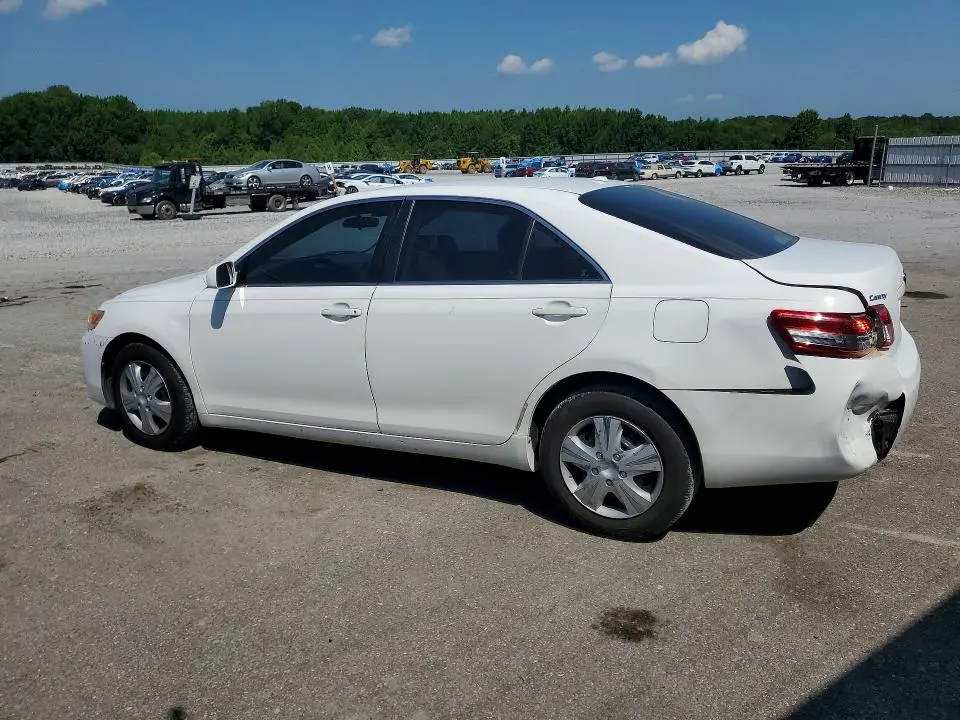 2010 TOYOTA CAMRY BASE  