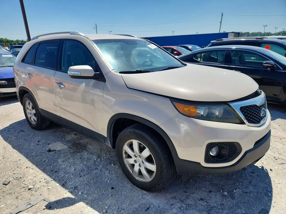 2011 KIA SORENTO LX  
