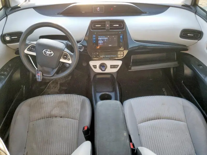 2016 TOYOTA PRIUS   