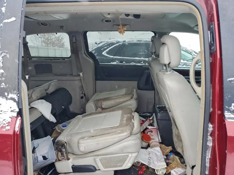 2010 CHRYSLER TOWN & COUNTRY TOURING PLUS  