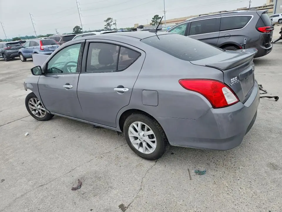 2019 NISSAN VERSA SV  