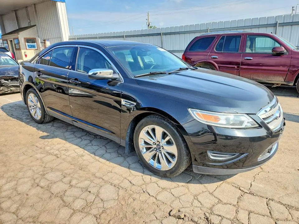 2011 FORD TAURUS LIMITED  