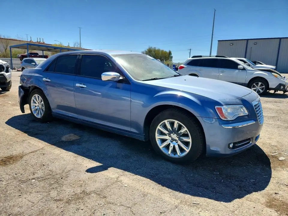 2011 CHRYSLER 300C   
