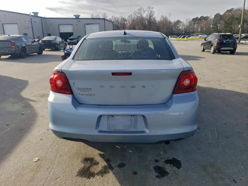 2013 DODGE AVENGER SE  