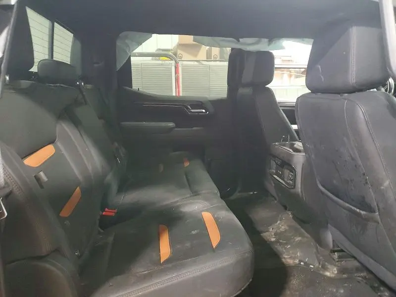 2024 GMC SIERRA K1500 AT4  