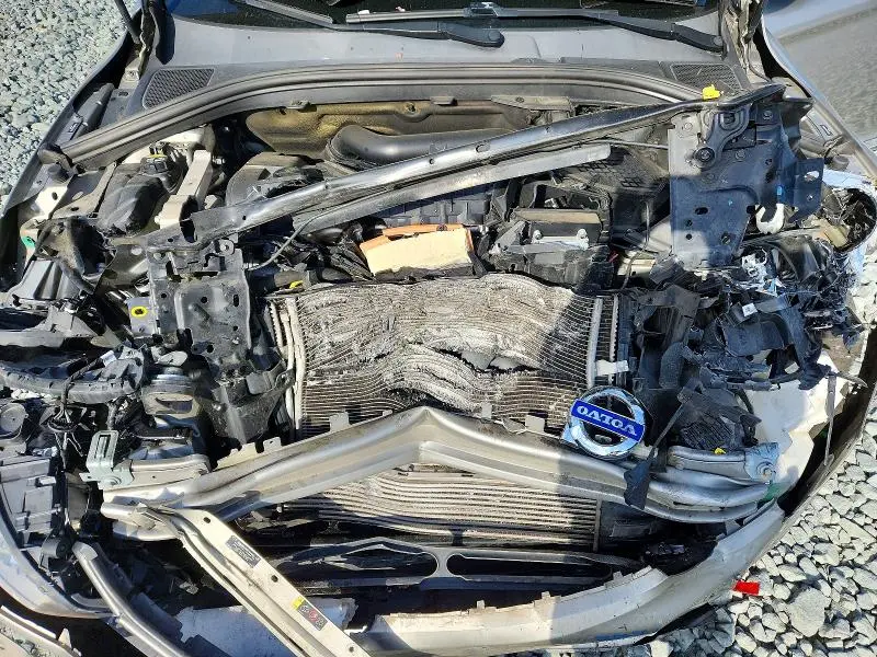 2016 VOLVO XC60 T5 PREMIER  