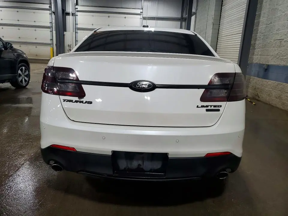 2016 FORD TAURUS LIMITED  
