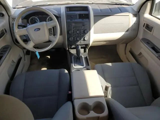 2011 FORD ESCAPE XLS  