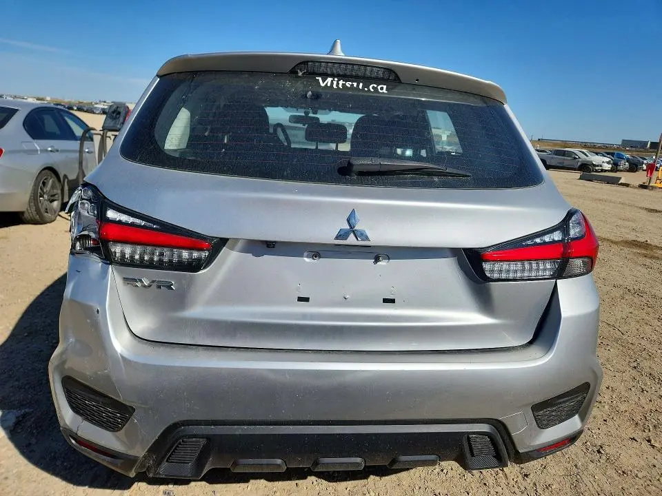 2023 MITSUBISHI RVR ES  