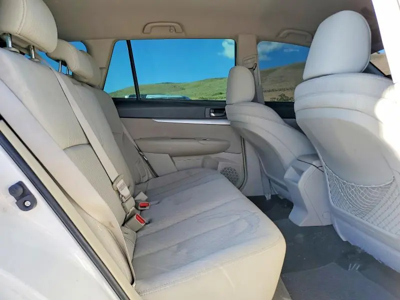 2012 SUBARU OUTBACK 2.5I  
