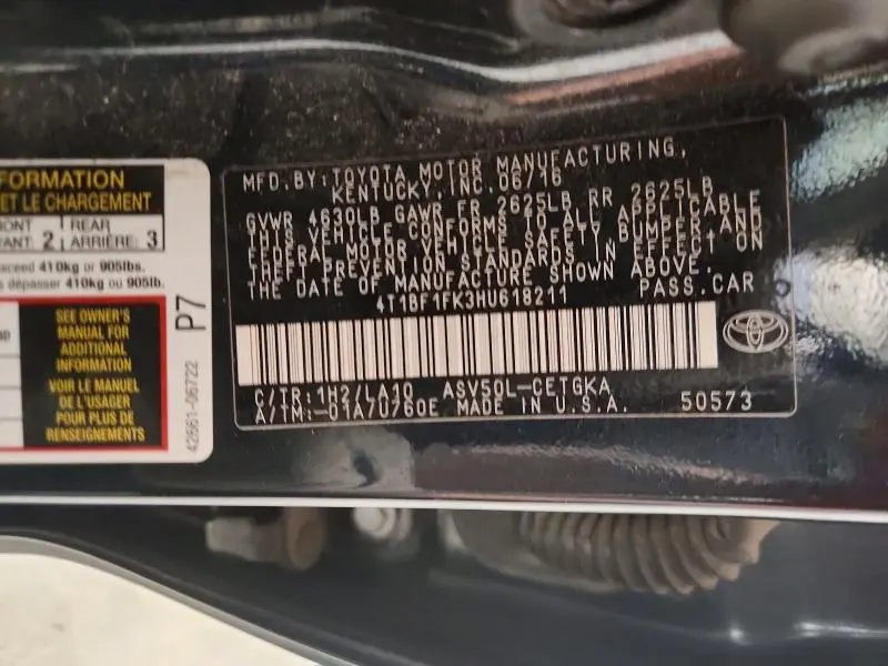 2017 TOYOTA CAMRY XLE  