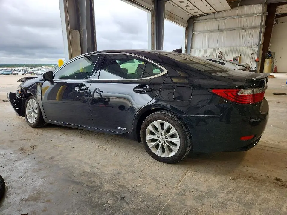 2015 LEXUS ES 300H  