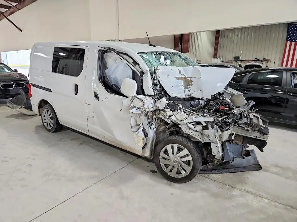 2021 NISSAN NV200   