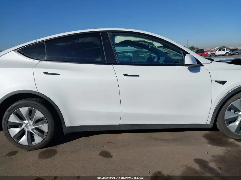 2023 TESLA MODEL Y AWD/LONG RANGE DUAL MOTOR ALL-WHEEL DRIVE