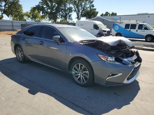 2016 LEXUS ES 300H  