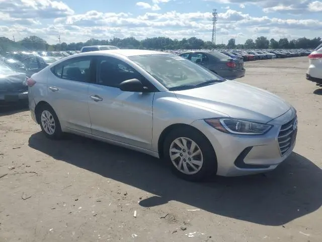 2018 HYUNDAI ELANTRA SE  
