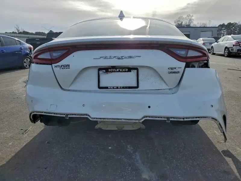 2019 KIA STINGER GT1  
