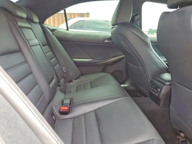 2016 LEXUS IS 200T  