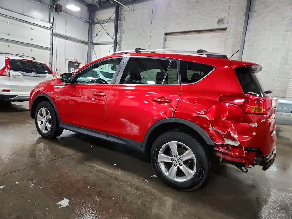 2015 TOYOTA RAV4 XLE  