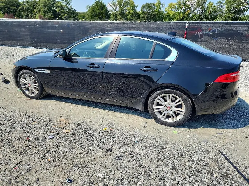 2017 JAGUAR XE PREMIUM  