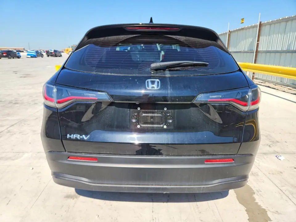 2024 HONDA HR-V LX  