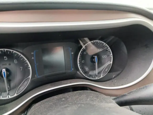 2021 CHRYSLER VOYAGER LXI  