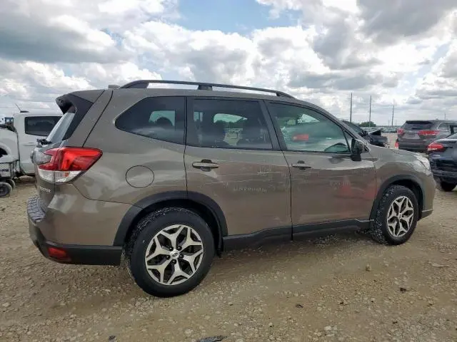 2019 SUBARU FORESTER PREMIUM  