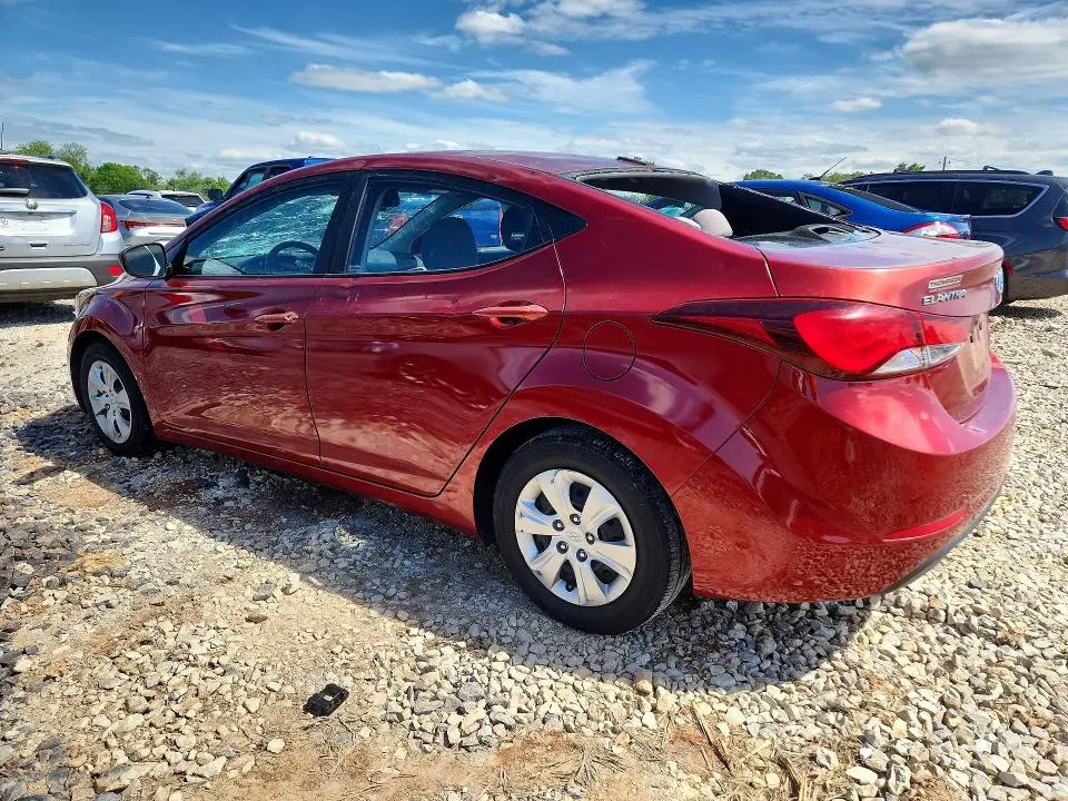 2016 HYUNDAI ELANTRA SE  