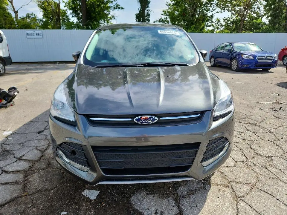 2015 FORD ESCAPE SE  