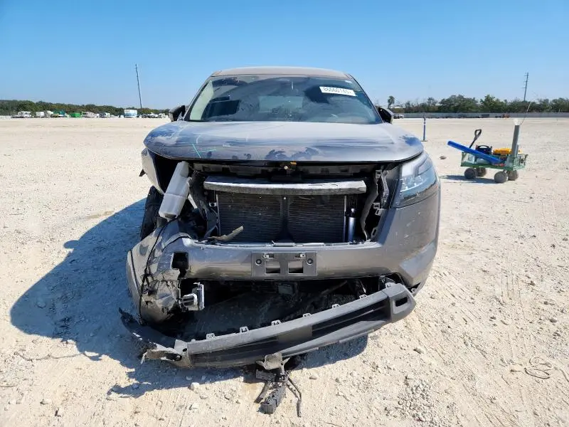 2024 NISSAN PATHFINDER S  