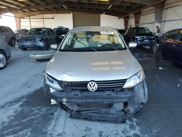 2013 VOLKSWAGEN JETTA SE  