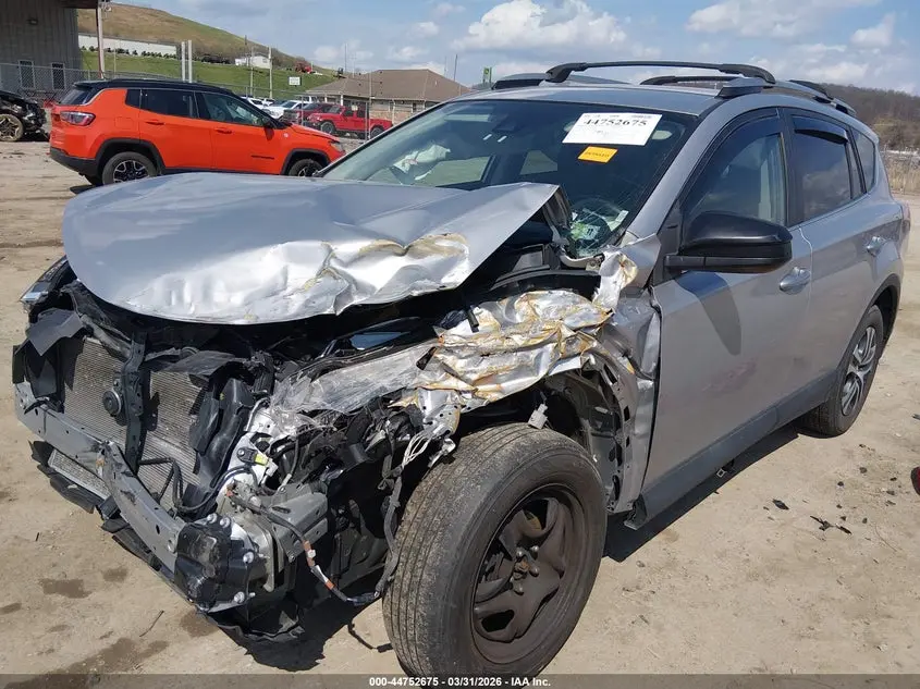 2017 TOYOTA RAV4 LE