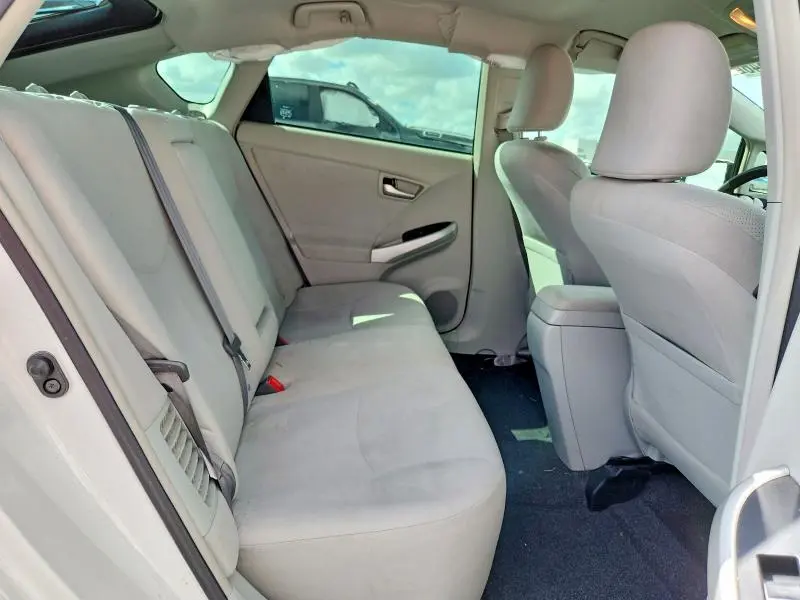 2013 TOYOTA PRIUS TWO  