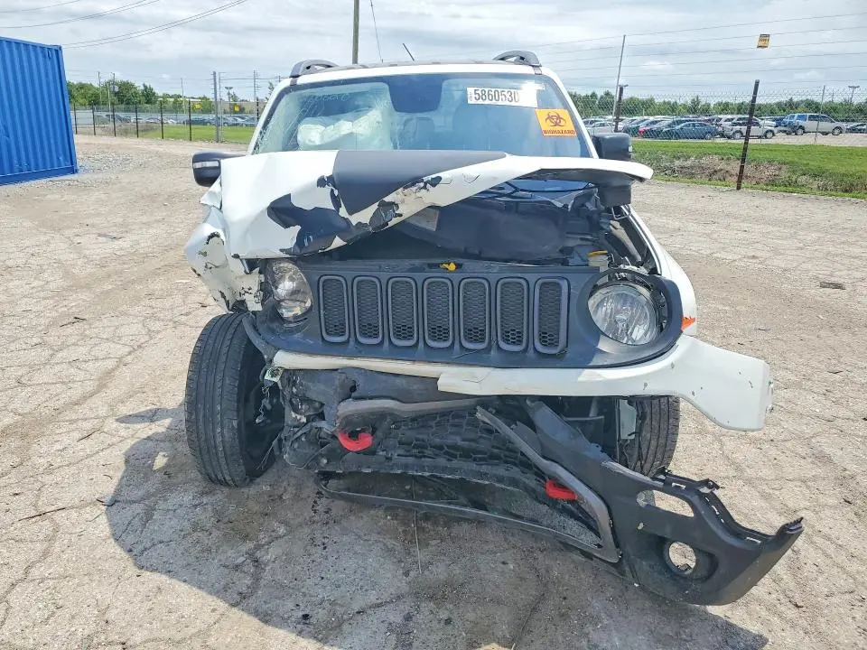 2015 JEEP RENEGADE TRAILHAWK  