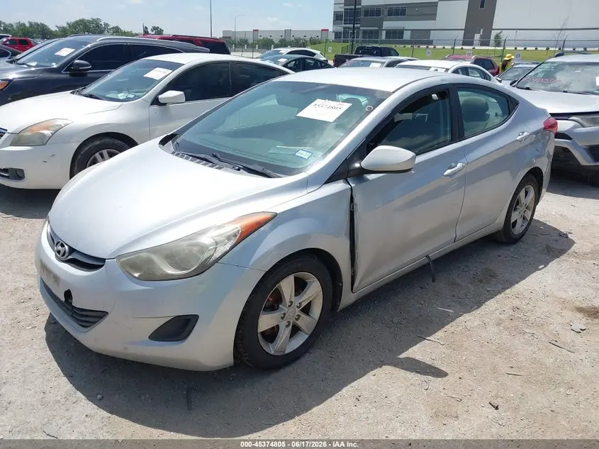 2013 HYUNDAI ELANTRA GLS