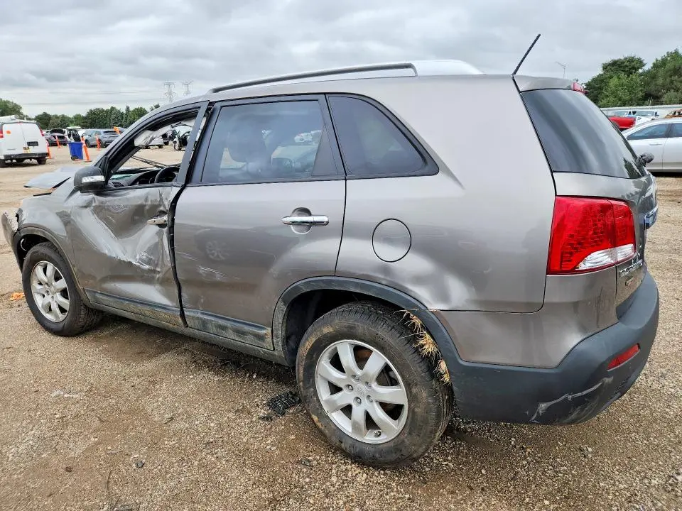 2011 KIA SORENTO LX  