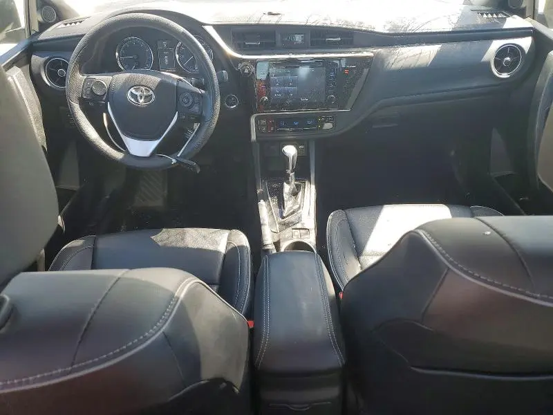 2017 TOYOTA COROLLA XLE  
