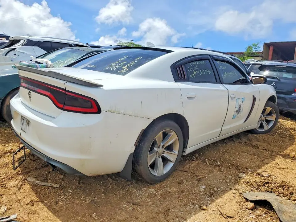2016 DODGE CHARGER SXT  