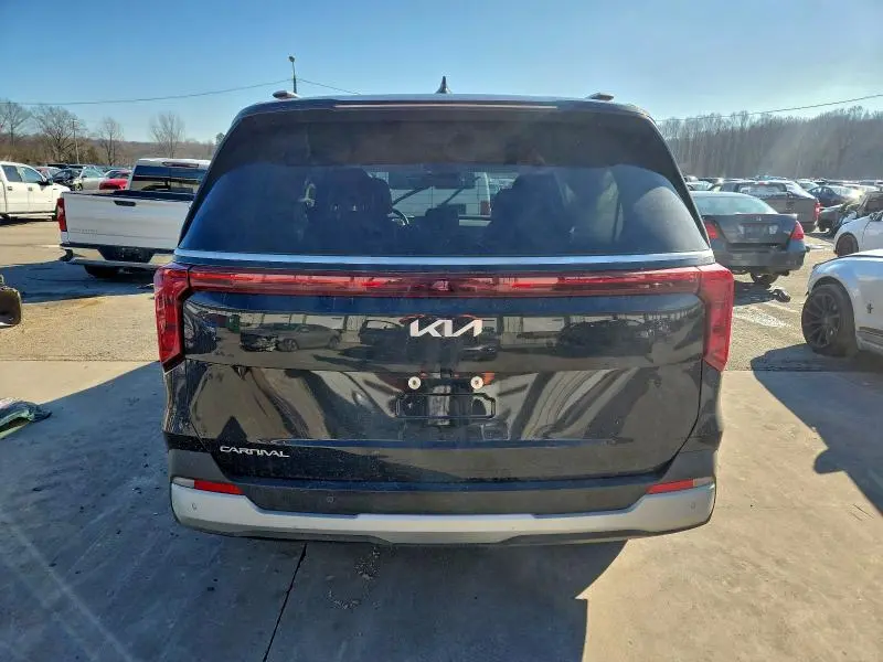 2025 KIA CARNIVAL EX  
