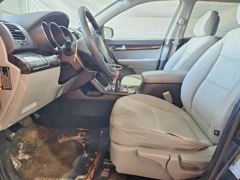 2012 KIA SORENTO LX  