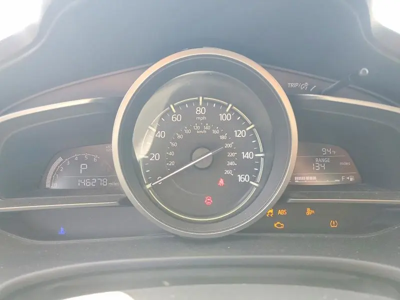2017 MAZDA 3 TOURING  