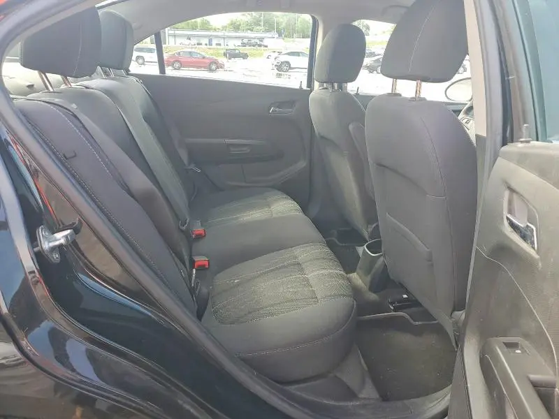 2013 CHEVROLET SONIC LT  