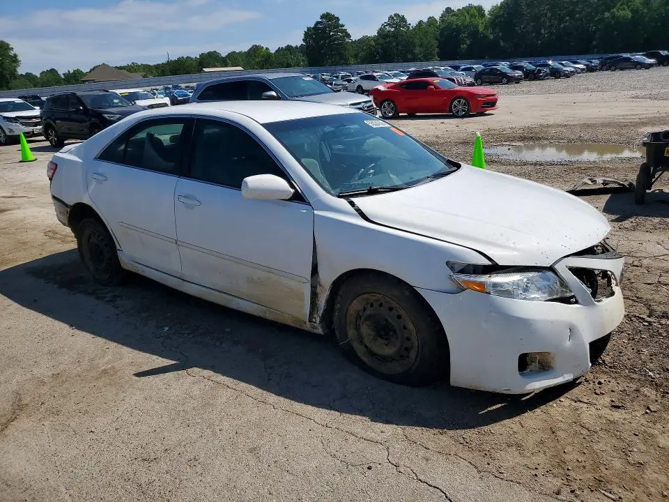 2010 TOYOTA CAMRY BASE  