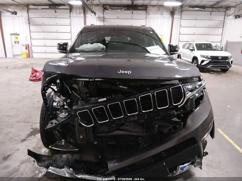 2024 JEEP GRAND CHEROKEE L LIMITED 4X4