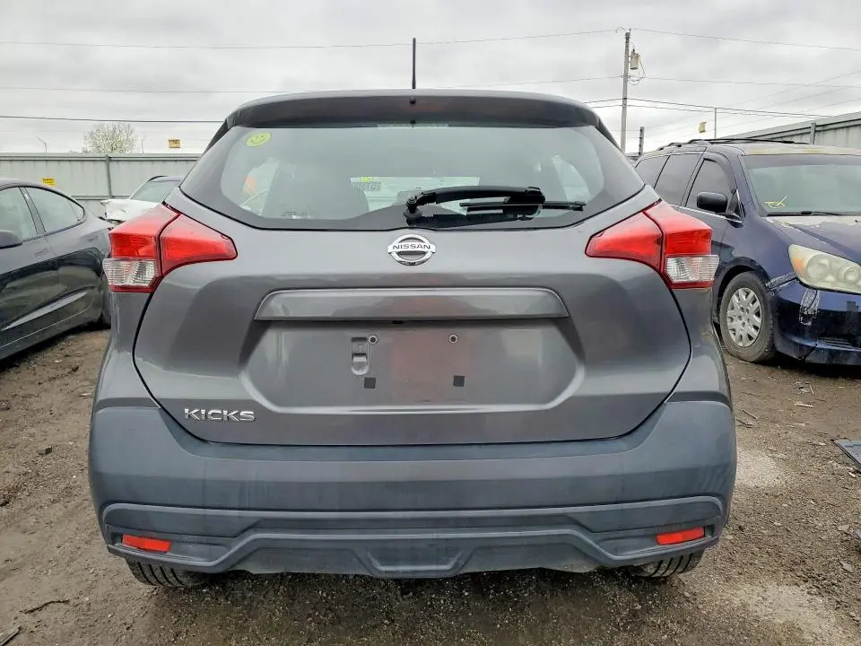 2019 NISSAN KICKS S  